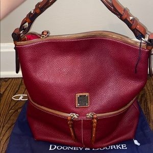 Dooney&Bourke Dillen Medium Pocket Sac